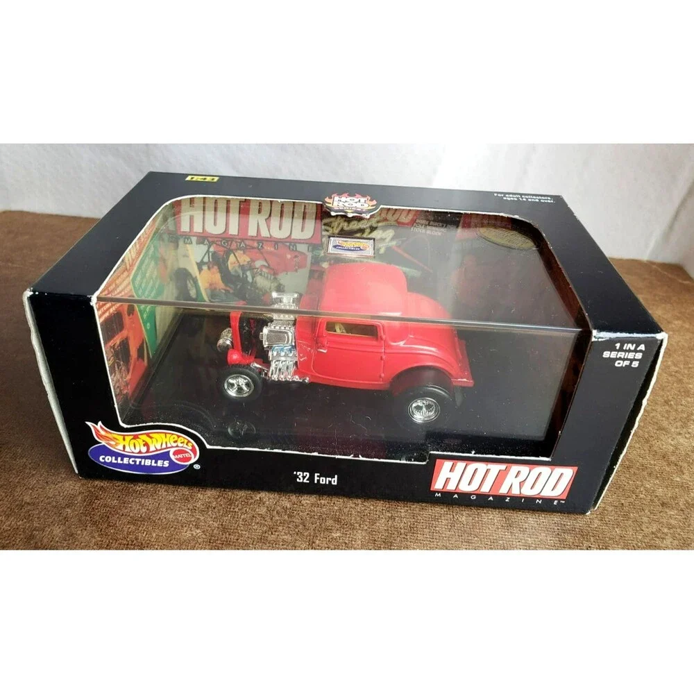 2000 HOT WHEELS COLLECTIBLES 1932 FORD RED #1/5 HOT ROD SERIES I MAGAZINE 1:43